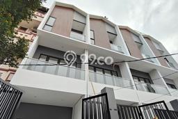 For Sale! Premium House LT 72m2 Desain Modern di Jelambar For Sale! Premium House LT 72m2 Desain Modern di Jelambar