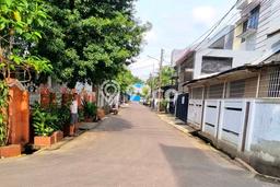 Ready to Use! Luxury House LT 196m2 Desain Elegan di Taman Ratu Ready to Use! Luxury House LT 196m2 Desain Elegan di Taman Ratu