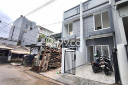 Dijual Rumah 3 Kamar Lokasi Ideal Nyaman dan Strategis di Kelapa Gading Dijual Rumah 3 Kamar Lokasi Ideal Nyaman dan Strategis di Kelapa Gading