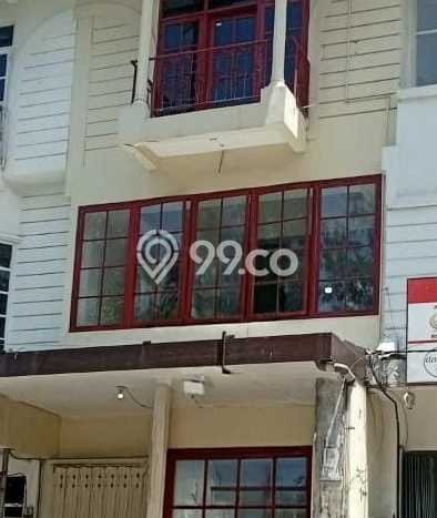 AREA BERKEMBANG! Ruko Disewakan di Sukomanunggal, Luas 235m2m², Ready Usaha AREA BERKEMBANG! Ruko Disewakan di Sukomanunggal, Luas 235m2m², Ready Usaha