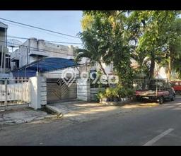 Dijual Rumah Premium dengan Fasilitas Sekitar Komplit di Genteng, Surabaya Dijual Rumah Premium dengan Fasilitas Sekitar Komplit di Genteng, Surabaya
