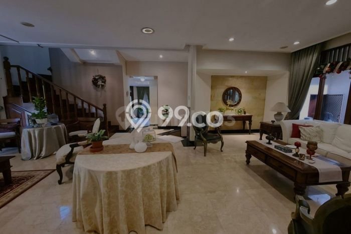 Rumah Luxury Modern Siap Huni di Pulomas Jakarta Timur Rumah Luxury Modern Siap Huni di Pulomas Jakarta Timur