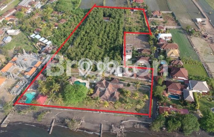 Hunian Mewah LB 15000m2 Siap Huni Desain Elegan di Pemaron, Buleleng Hunian Mewah LB 15000m2 Siap Huni Desain Elegan di Pemaron, Buleleng