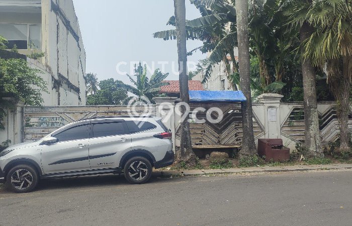Tanah Dijual Lokasi Strategis di Jakarta Selatan dengan Luas 636m2 Tanah Dijual Lokasi Strategis di Jakarta Selatan dengan Luas 636m2