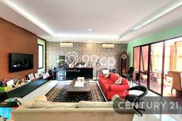 Ready to Use! Luxury House LT 255m2 Desain Modern di Bintaro Ready to Use! Luxury House LT 255m2 Desain Modern di Bintaro