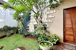 Dijual Rumah Mewah Elegan Dengan View Eksklusif di Graha Raya, Tangerang Dijual Rumah Mewah Elegan Dengan View Eksklusif di Graha Raya, Tangerang