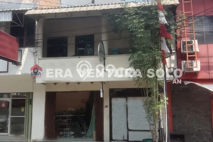 AREA BISNIS! Ruko di Pasar Kliwon, Luas 100m2m², Mainroad, Strategis AREA BISNIS! Ruko di Pasar Kliwon, Luas 100m2m², Mainroad, Strategis