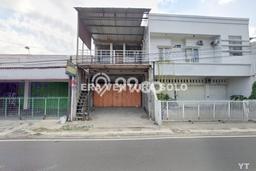 LOKASI STRATEGIS! Ruko di Colomadu, Luas 160m2m², Jalan Strategis LOKASI STRATEGIS! Ruko di Colomadu, Luas 160m2m², Jalan Strategis