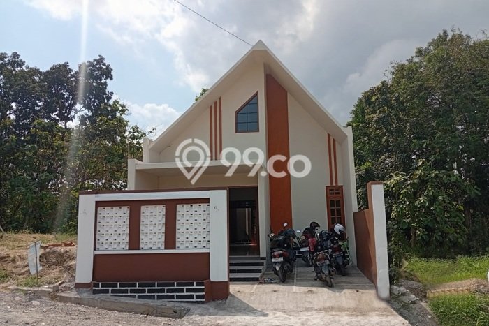 DIJUAL CEPAT! Rumah Modern area Gatak, Sukoharjo, LT 96m2m² Bangunan 65m2m² Bisa Nego! DIJUAL CEPAT! Rumah Modern area Gatak, Sukoharjo, LT 96m2m² Bangunan 65m2m² Bisa Nego!