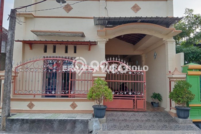 BEST OFFER! Rumah Untuk Investasi di Bendosari, Luas 126m2m² Bangunan 126m2m² BEST OFFER! Rumah Untuk Investasi di Bendosari, Luas 126m2m² Bangunan 126m2m²