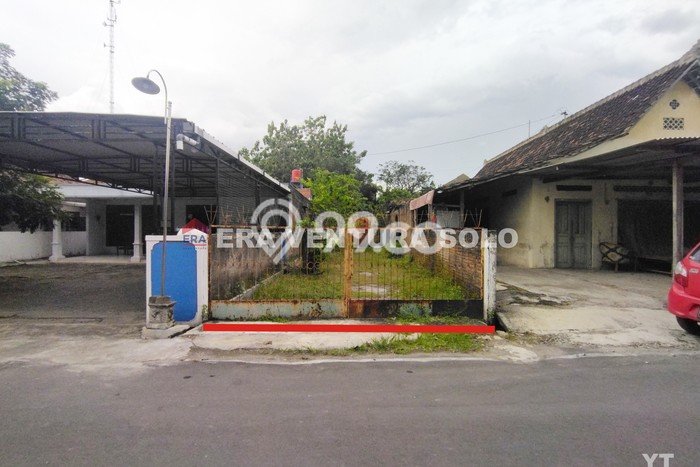 Rumah Nyaman untuk Keluarga area Kebakkramat - LT 680m2m² Rumah Nyaman untuk Keluarga area Kebakkramat - LT 680m2m²