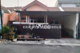 Bisa KPR! Rumah Grogol, Solo, Luas 120m2m² LB 110m2m² Bisa KPR! Rumah Grogol, Solo, Luas 120m2m² LB 110m2m²