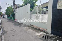 Siap Huni Rumah Mewah 3 Kamar di Laweyan Dekat ke Mana Pun Siap Huni Rumah Mewah 3 Kamar di Laweyan Dekat ke Mana Pun