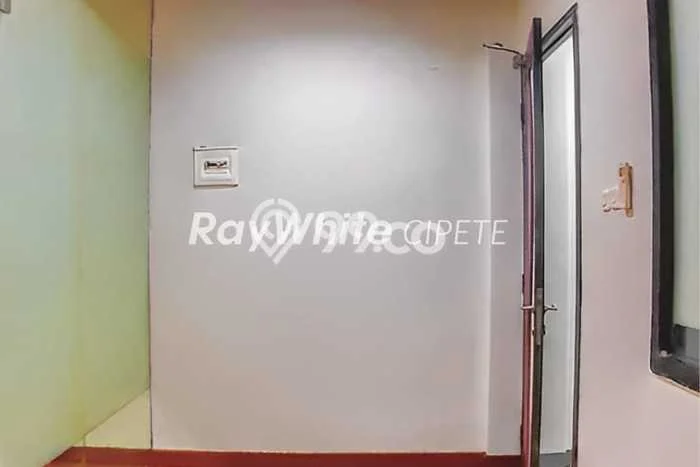 Ruko Komersial Dijual di Tebet Jakarta Selatan LT 63m2 & LB 250m2 Ruko Komersial Dijual di Tebet Jakarta Selatan LT 63m2 & LB 250m2