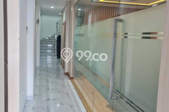 Ruko Bagus Dijual di Lebak Bulus Jakarta Selatan Strategis Cocok untuk Kembangkan Bisnis Ruko Bagus Dijual di Lebak Bulus Jakarta Selatan Strategis Cocok untuk Kembangkan Bisnis