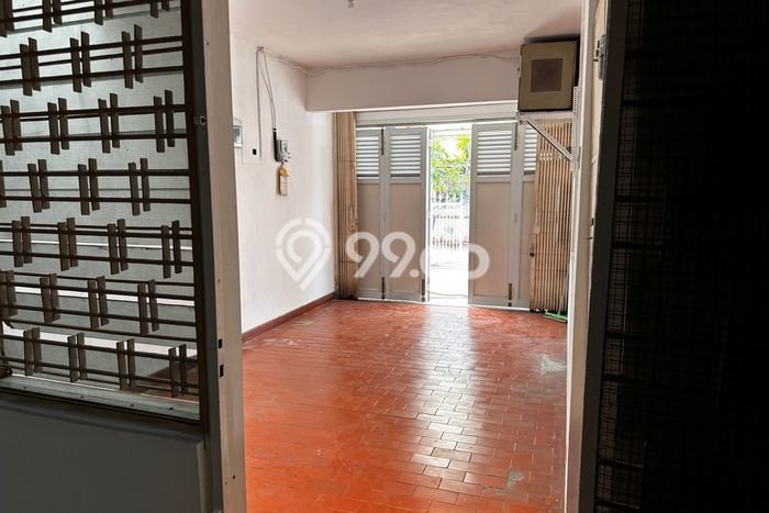 Ready to Use! Luxury House LT 197m2 Desain Modern di Pondok Indah Ready to Use! Luxury House LT 197m2 Desain Modern di Pondok Indah