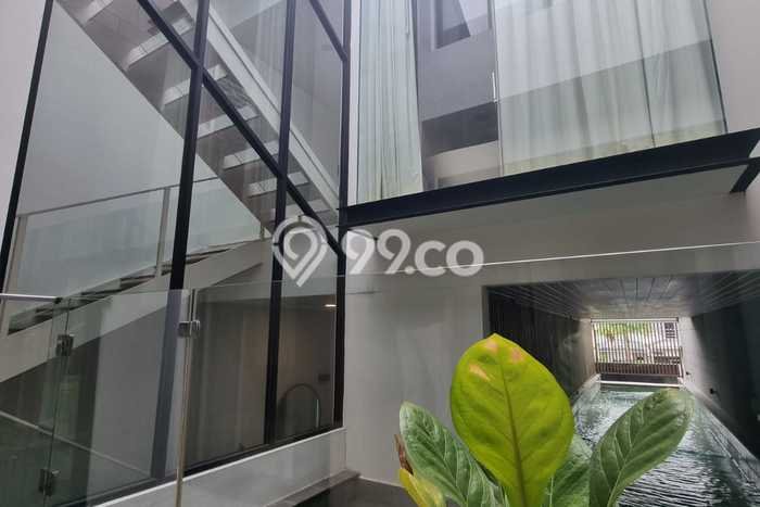 Rumah sewa siap huni 4 Kamar Tidur di Muara Karang, Jakarta Utara Rumah sewa siap huni 4 Kamar Tidur di Muara Karang, Jakarta Utara
