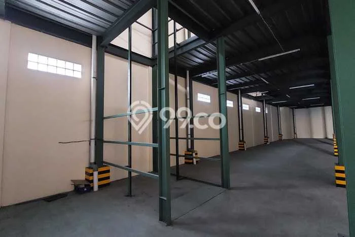 Unit Komersial Disewakan di Jakarta Utara Area Strategis Harga Kompetitif Unit Komersial Disewakan di Jakarta Utara Area Strategis Harga Kompetitif