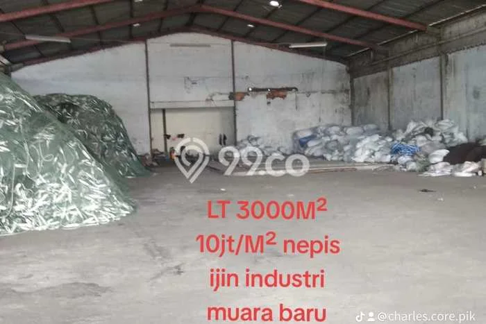 LOKASI STRATEGIS! Gudang di Muara Baru, Luas 3850m², Area Komersial, Mainroad LOKASI STRATEGIS! Gudang di Muara Baru, Luas 3850m², Area Komersial, Mainroad