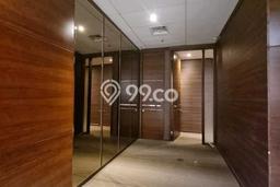 Unit Kantor Disewakan di SCBD di Area Ramai & Strategis Unit Kantor Disewakan di SCBD di Area Ramai & Strategis