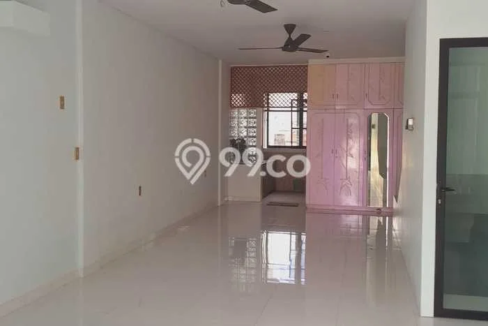 Unit Ruko Tersedia di Pangeran Jayakarta Spesifikasi LB 243m2 Unit Ruko Tersedia di Pangeran Jayakarta Spesifikasi LB 243m2