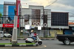 Disewakan Ruko komersial di Sidoarjo luas bangunan 500m2 Disewakan Ruko komersial di Sidoarjo luas bangunan 500m2