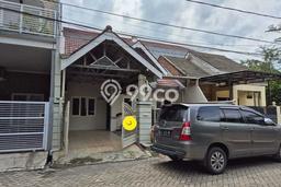 Lokasi strategis! Rumah siap pakai dikontrakkan di Sidoarjo LB 70m2 Lokasi strategis! Rumah siap pakai dikontrakkan di Sidoarjo LB 70m2