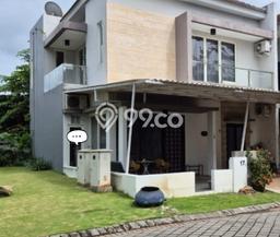Rumah Modern Cantik 5 Kamar Siap Huni di Sidoarjo Rumah Modern Cantik 5 Kamar Siap Huni di Sidoarjo
