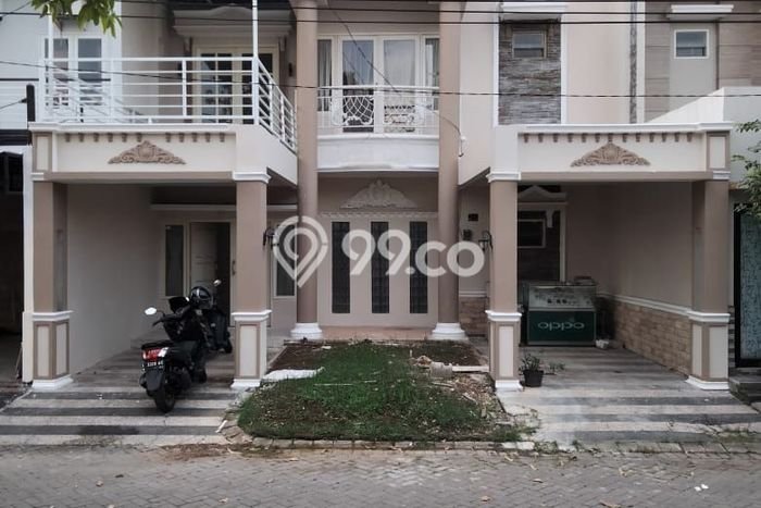 Dijual Rumah 4 Kamar Lokasi Ideal Nyaman dan Strategis di Sidoarjo Dijual Rumah 4 Kamar Lokasi Ideal Nyaman dan Strategis di Sidoarjo