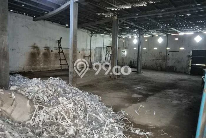 Unit Gudang Paling Strategis di Sidoarjo Sidoarjo dengan LB 431m2 Unit Gudang Paling Strategis di Sidoarjo Sidoarjo dengan LB 431m2