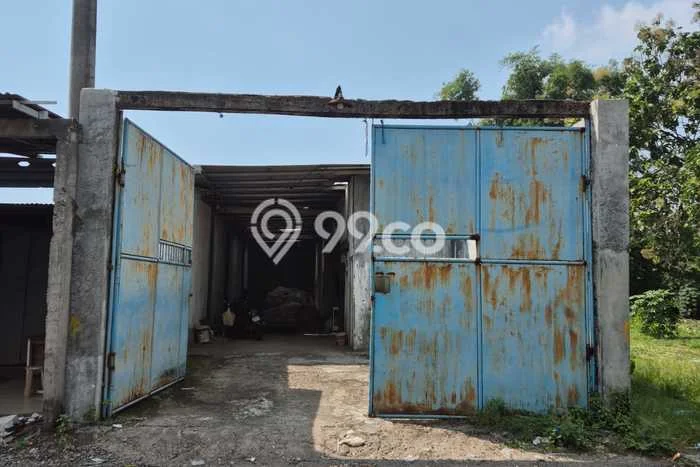 Unit Gudang Paling Strategis di Sidoarjo Sidoarjo dengan LB 431m2 Unit Gudang Paling Strategis di Sidoarjo Sidoarjo dengan LB 431m2