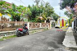 For Sale! Premium House LT 333m2 Desain Modern di Turangga For Sale! Premium House LT 333m2 Desain Modern di Turangga
