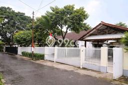 Ready to Use! Premium House LT 615m2 Desain Elegan di Dago Ready to Use! Premium House LT 615m2 Desain Elegan di Dago