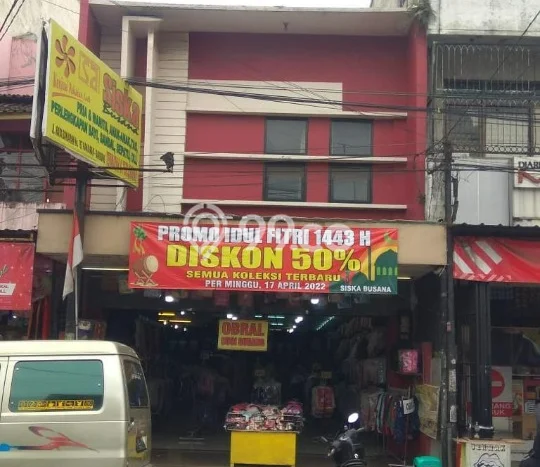 Area Ramai! Ruko Dijual di Banjaran untuk Bisnis Luas Bangunan 465m2 Area Ramai! Ruko Dijual di Banjaran untuk Bisnis Luas Bangunan 465m2