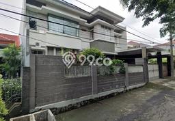 Rumah Akses Mudah di Darmo permai, Surabaya, Luas 396m2m² LB 396m2m² Rumah Akses Mudah di Darmo permai, Surabaya, Luas 396m2m² LB 396m2m²