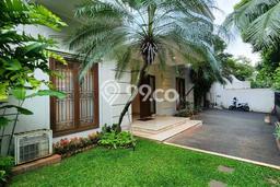 Hunian Modern dengan LT 700m2 & LB 1000m2 Disewakan di Pondok Indah Hunian Modern dengan LT 700m2 & LB 1000m2 Disewakan di Pondok Indah
