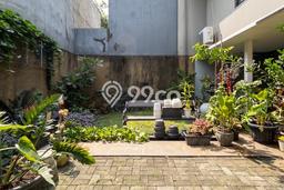 Hunian Elit LB 250m2 Siap Pakai Desain Elegan di Veteran, Jakarta Selatan Hunian Elit LB 250m2 Siap Pakai Desain Elegan di Veteran, Jakarta Selatan