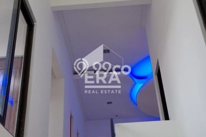 Dijual Murah Rumah dengan Luas Tanah 286m2m² dan Luas Bangunan 380m2m² di Kawasan Ngaliyan, Semarang Dijual Murah Rumah dengan Luas Tanah 286m2m² dan Luas Bangunan 380m2m² di Kawasan Ngaliyan, Semarang
