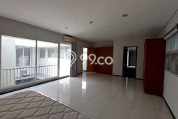 Rumah Sewa Jakarta Selatan LT 270m2 LB 400m2 Kawasan Kuningan Rumah Sewa Jakarta Selatan LT 270m2 LB 400m2 Kawasan Kuningan