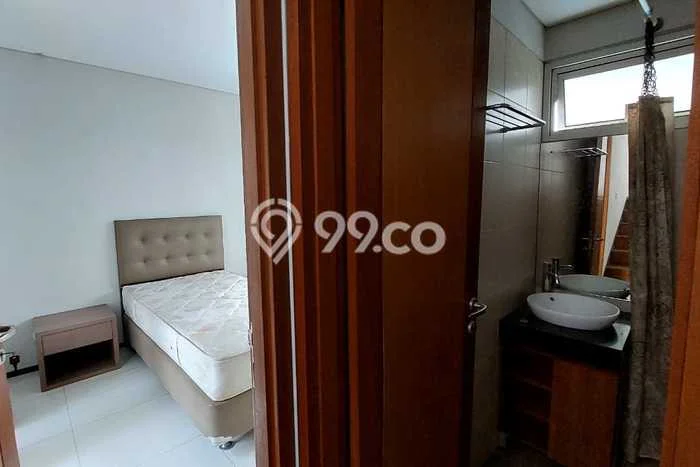 Jarang Ada! Rumah Kontrakan 4 Kamar Nyaman Siap Huni Kuningan Jarang Ada! Rumah Kontrakan 4 Kamar Nyaman Siap Huni Kuningan