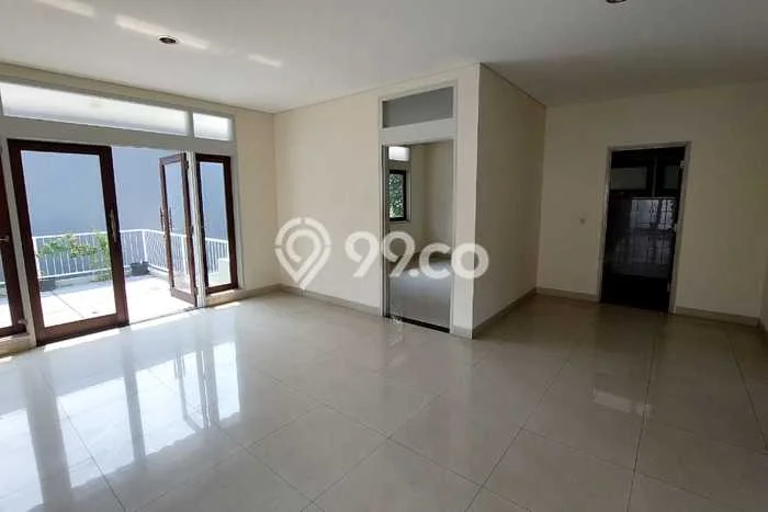Rumah Kontrakan Jakarta Selatan LT 450m2 LB 400m2 Kawasan Kuningan Rumah Kontrakan Jakarta Selatan LT 450m2 LB 400m2 Kawasan Kuningan
