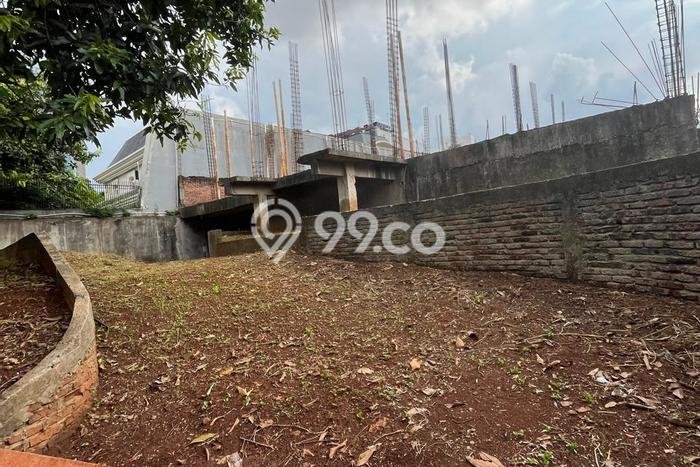 Dijual Tanah di Jakarta Selatan, Luas 760m2 SHM Dijual Tanah di Jakarta Selatan, Luas 760m2 SHM