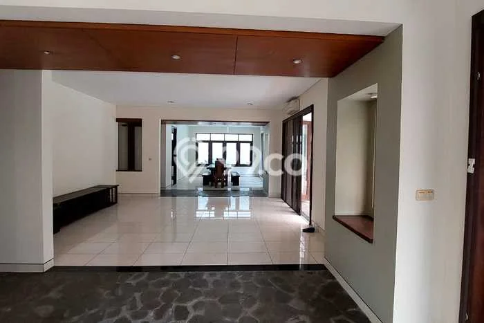 Rumah Kontrakan Jakarta Selatan LT 650m2 LB 400m2 Area Kuningan Rumah Kontrakan Jakarta Selatan LT 650m2 LB 400m2 Area Kuningan