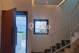 Rumah Strategis Modern Lb 95m2 di Kelapa Gading, Jakarta Utara Rumah Strategis Modern Lb 95m2 di Kelapa Gading, Jakarta Utara