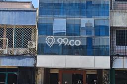 For Rent Ruko di Kelapa Gading, Luas 200m², Kawasan Ramai For Rent Ruko di Kelapa Gading, Luas 200m², Kawasan Ramai