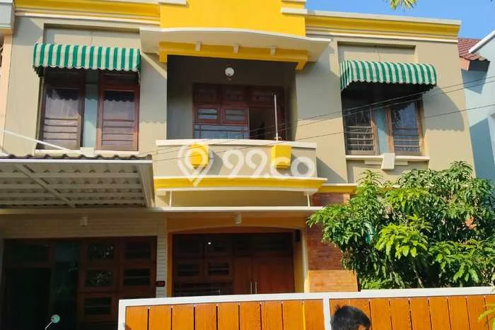 Hunian Mewah Siap Huni LT 200m2 di Cakung, Jakarta Timur Hunian Mewah Siap Huni LT 200m2 di Cakung, Jakarta Timur