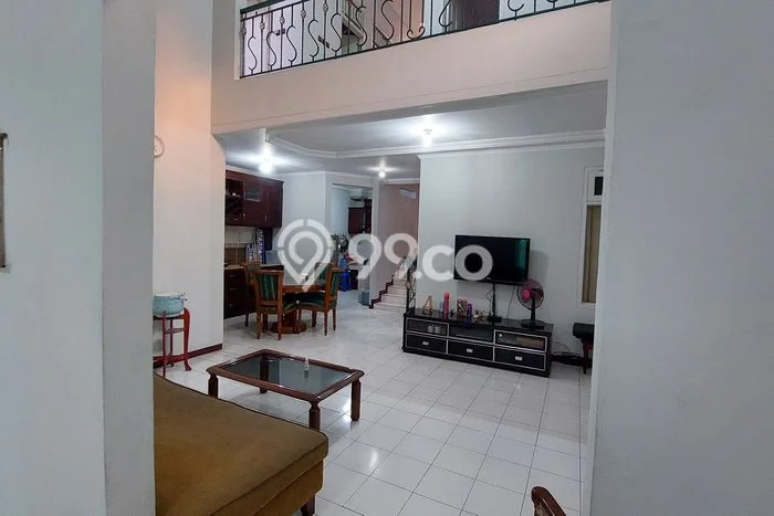 Jual Rumah Luas Megah Dengan View Eksklusif di Pondok Bambu, Jakarta Timur Jual Rumah Luas Megah Dengan View Eksklusif di Pondok Bambu, Jakarta Timur
