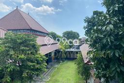 Hunian Elit LB 1000m2 Siap Pakai Desain Elegan di Manyar, Surabaya Hunian Elit LB 1000m2 Siap Pakai Desain Elegan di Manyar, Surabaya