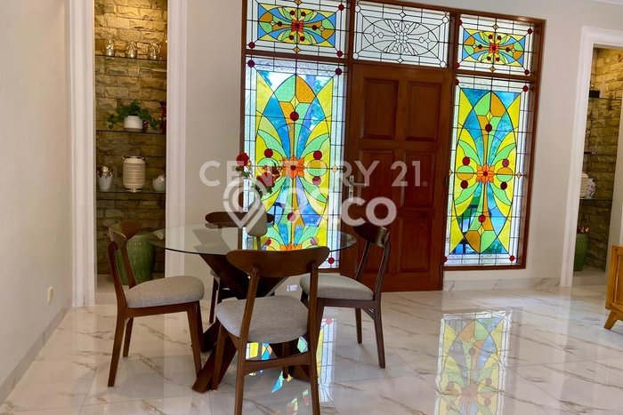 Ready to Use! Premium House LT 634m2 Desain Elegan di Rancamaya Ready to Use! Premium House LT 634m2 Desain Elegan di Rancamaya