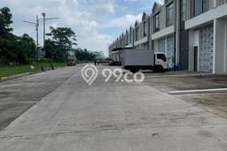 Gudang Area Bisnis di Taman Kopo Indah, Luas 99m2m², Disewakan, Ready Pakai Gudang Area Bisnis di Taman Kopo Indah, Luas 99m2m², Disewakan, Ready Pakai